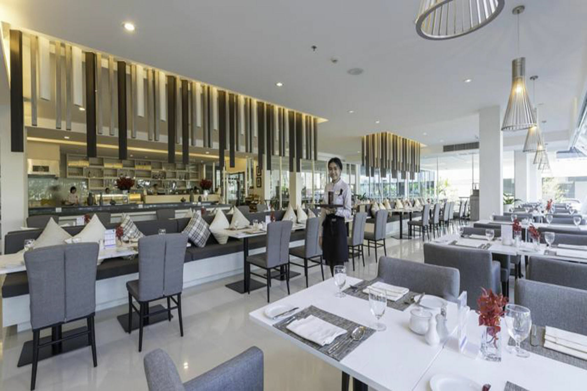 Kantary Hotel And Serviced Apartment, Amata, Bangpakong Ban Tamru Ngoại thất bức ảnh